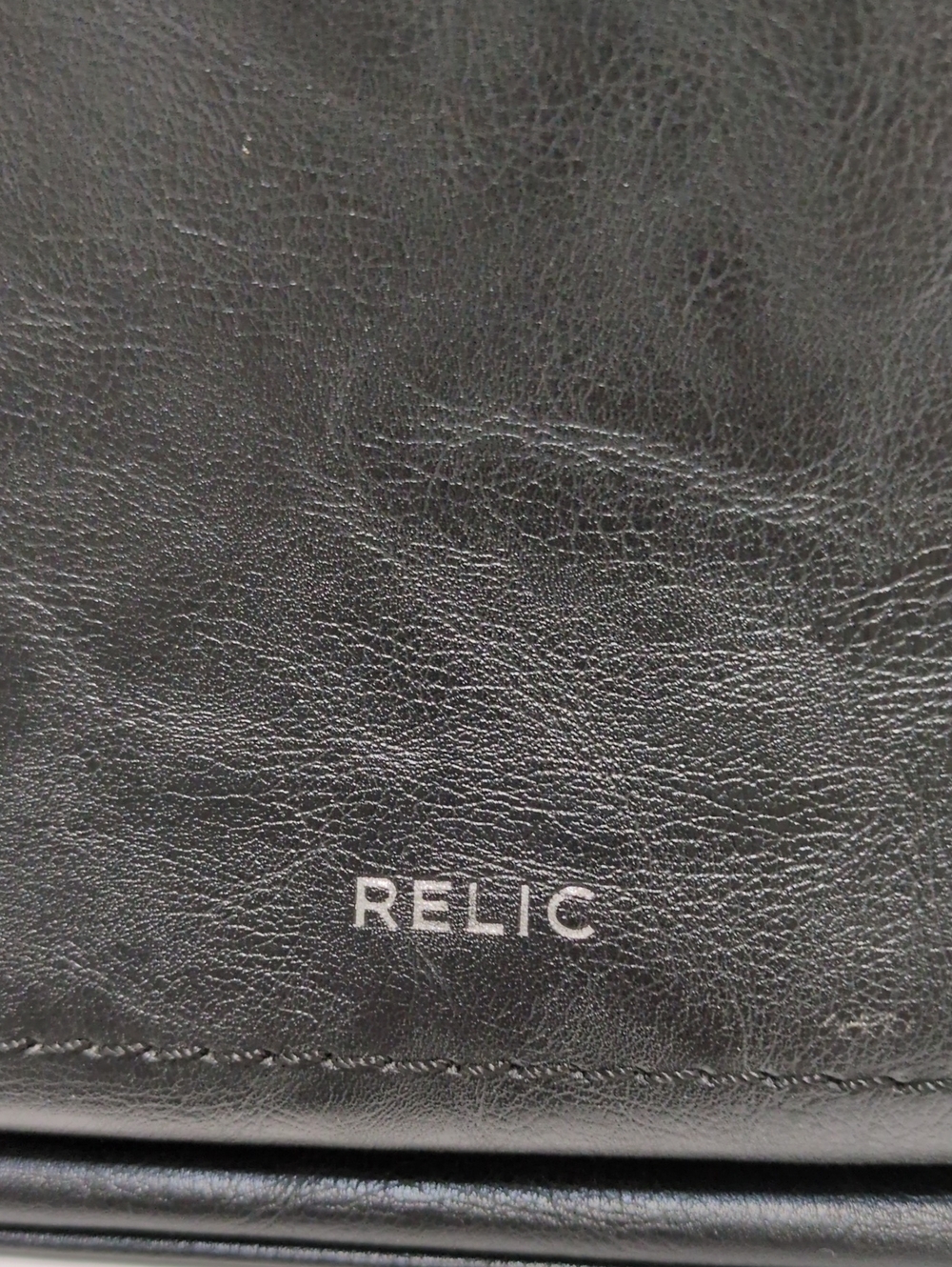Relic Black Faux Leather Multi Zip Pocket Organizer Crossbody Bag Purse - Picture 2 of 11